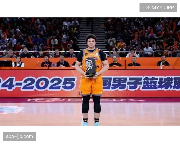 哈维替补贡献10分 辽宁外援轮换深度得到保障 哈维替补贡献10分 辽宁外援轮换深度得到保障