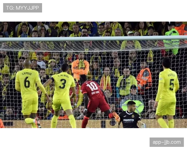 比利亚雷亚尔前场逼抢强度不足 对手后场组织压力减小